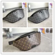 Louis Vuitton Monogram Shadow DISCOVERY Waist bag Chest bags original 1:1 Quality #999931721