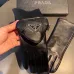 Prada Glove #A43000