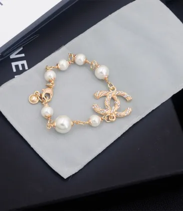 Chanel brooches #99904826