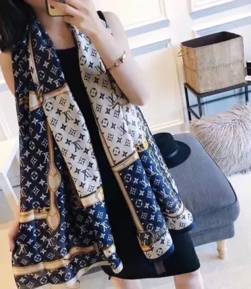 Louis Vuitton Scarf #99901636