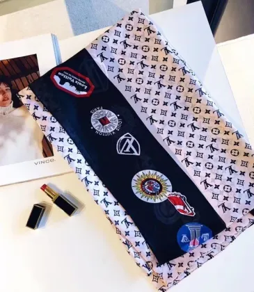 Louis Vuitton Scarf #99901658