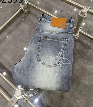 Louis Vuitton Jeans for MEN #A31441