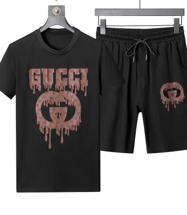 Gucci Tracksuits for Gucci short tracksuits for men #A22500