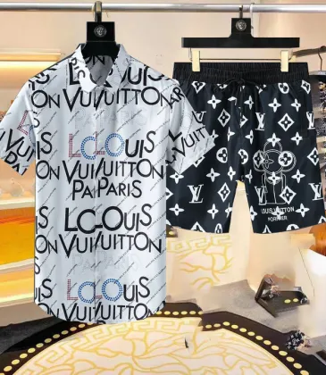 Louis Vuitton tracksuits for Louis Vuitton short tracksuits for men #999923445