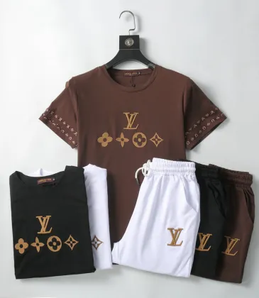 Louis Vuitton tracksuits for Louis Vuitton short tracksuits for men #A32591