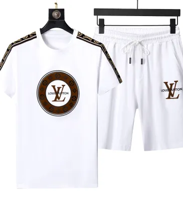 Louis Vuitton tracksuits for Louis Vuitton short tracksuits for men #A22505