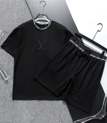 Louis Vuitton tracksuits for Louis Vuitton short tracksuits for men #A36441