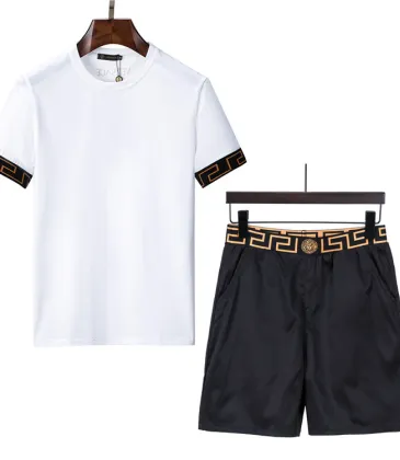 versace Tracksuits for versace short tracksuits for men #999925343