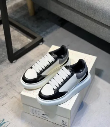 Alexander McQueen Shoes for Unisex McQueen Sneakers #A34623