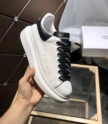 Hot Alexander McQueen Shoes for Unisex McQueen Sneakers #9874853