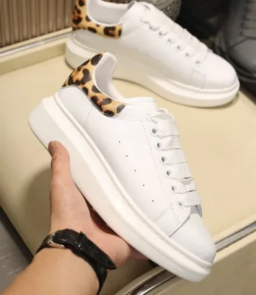 Luxury Alexander McQueen Shoes for Unisex McQueen Sneakers #9874878