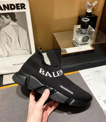 Balenciaga shoes for Balenciaga Unisex Shoes #999915627