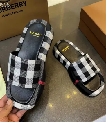 Burberry Shoes for Burberry Slippers for women #999936296