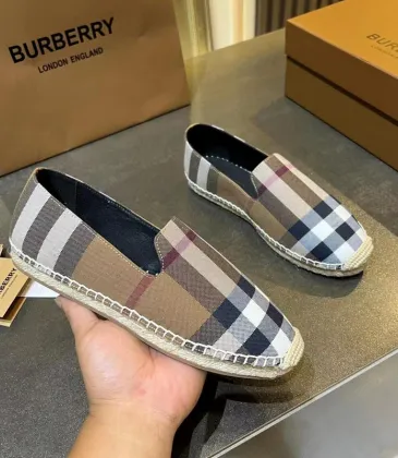 Burberry Shoes for Women's Sneakers #A25358