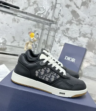 Dior Shoes for Men's and women Sneakers #A35104