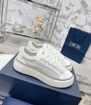 Dior Shoes for Men's and women Sneakers #A43075