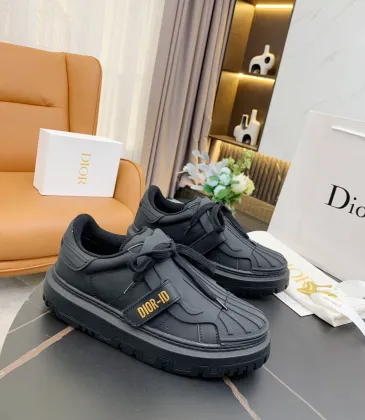 Dior Shoes for Women's Sneakers #999901165