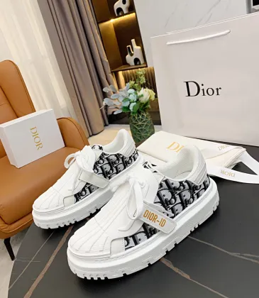 Dior Shoes for Women's Sneakers #999901169