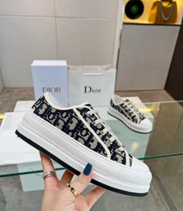 Dior Shoes for Women's Sneakers #999934583