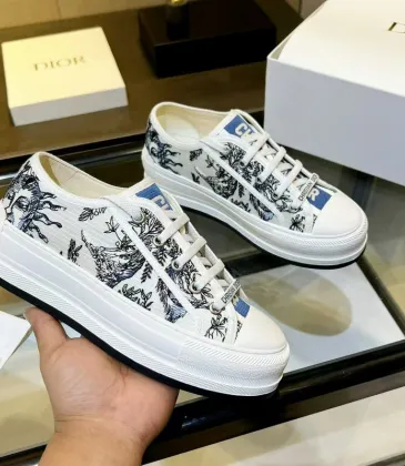 Dior Shoes for Women's Sneakers #A41965