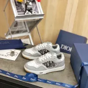 Dior Shoes for Women's and men   Sneakers #99900361