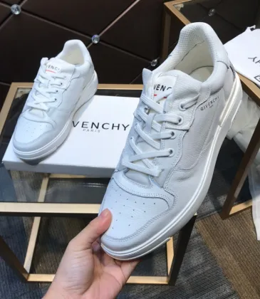 Givenchy Casual shoes Men's Givenchy Sneakers White #999919575