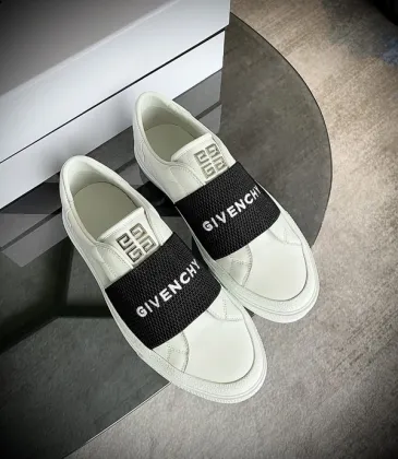 Givenchy Shoes for Men's Givenchy Sneakers #999923905