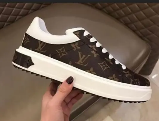 Louis Vuitton Shoes for Men's Louis Vuitton Sneakers #9125386