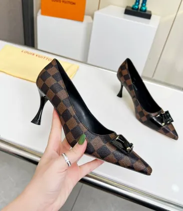 Louis Vuitton Shoes for Women's Louis Vuitton Pumps #A26862