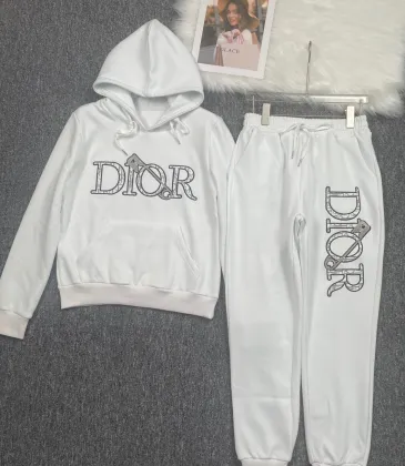 Dior 2022 new Fashion Tracksuits for Women #999930592