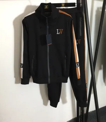 Louis Vuitton 2022 new Fashion Tracksuits for Women #999927272