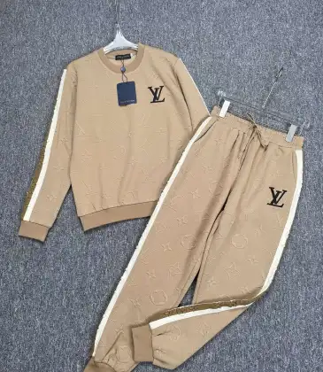 Louis Vuitton Fashion Tracksuits for Women #A27731